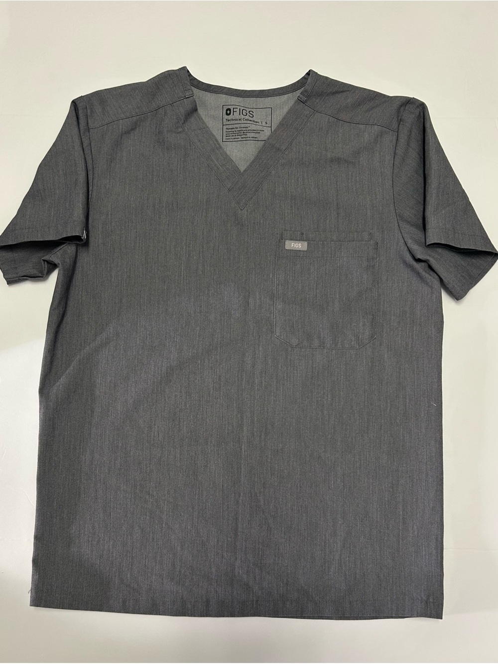FIGS Technical Collection Charcoal V-Neck Scrub Top Size Small